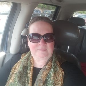 Meet your Posher, Diana